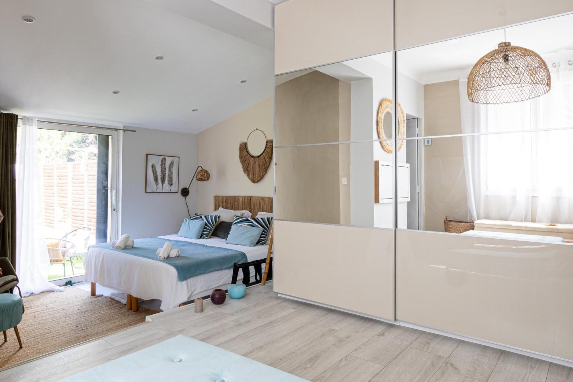 Les Lodges Taizen, Sejour Spa- Sans Enfants Saint-Cannat Exterior photo